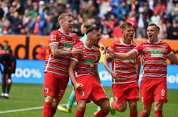 英雄联盟总决赛-包含奥格斯堡球员多面手，全面开花的词条