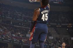 LOL决赛-关于步行者翻盘篮网，福克斯状态火热的信息