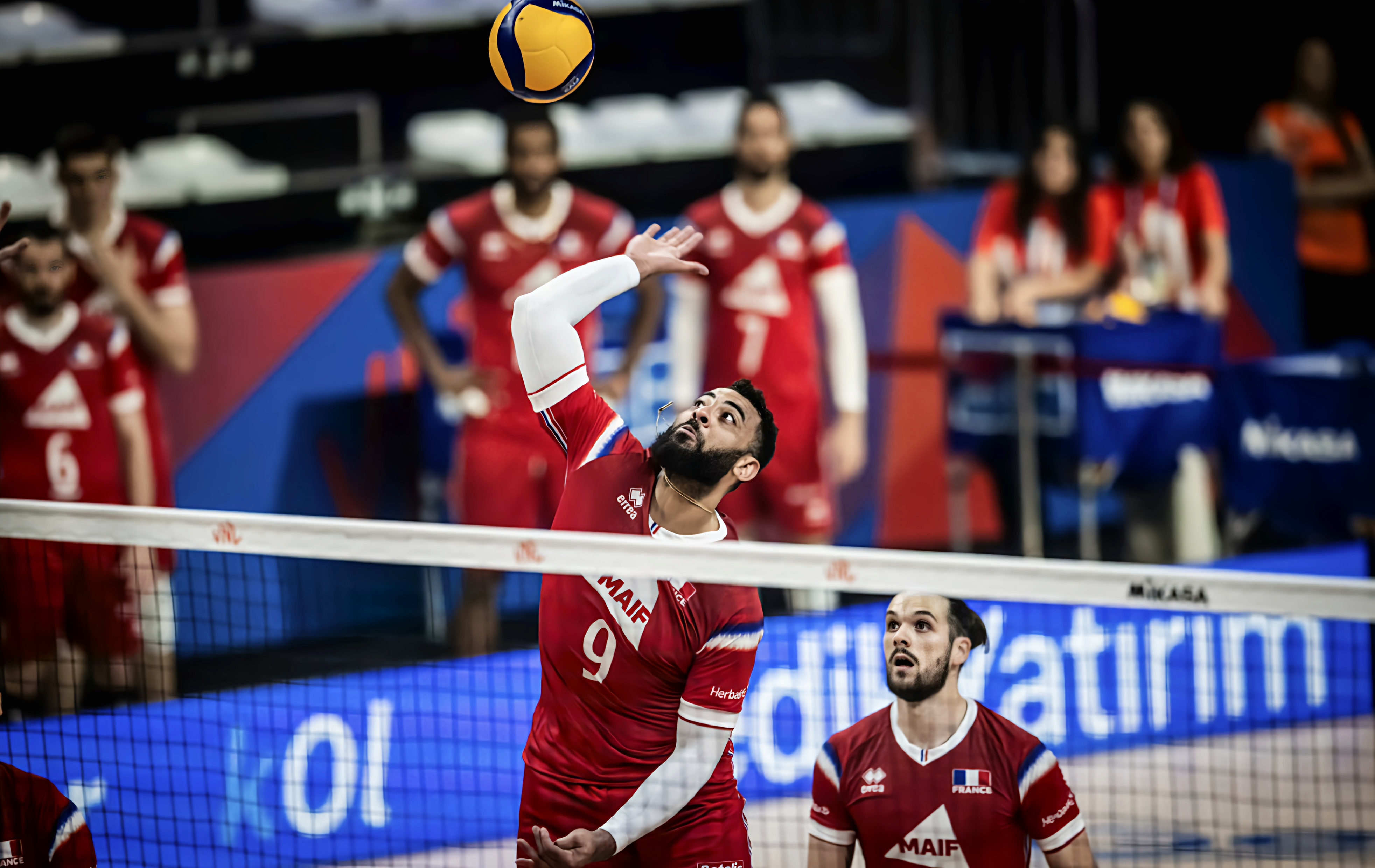 斯洛文尼亚队表现褒贬不一，下一届欧国联赛展望