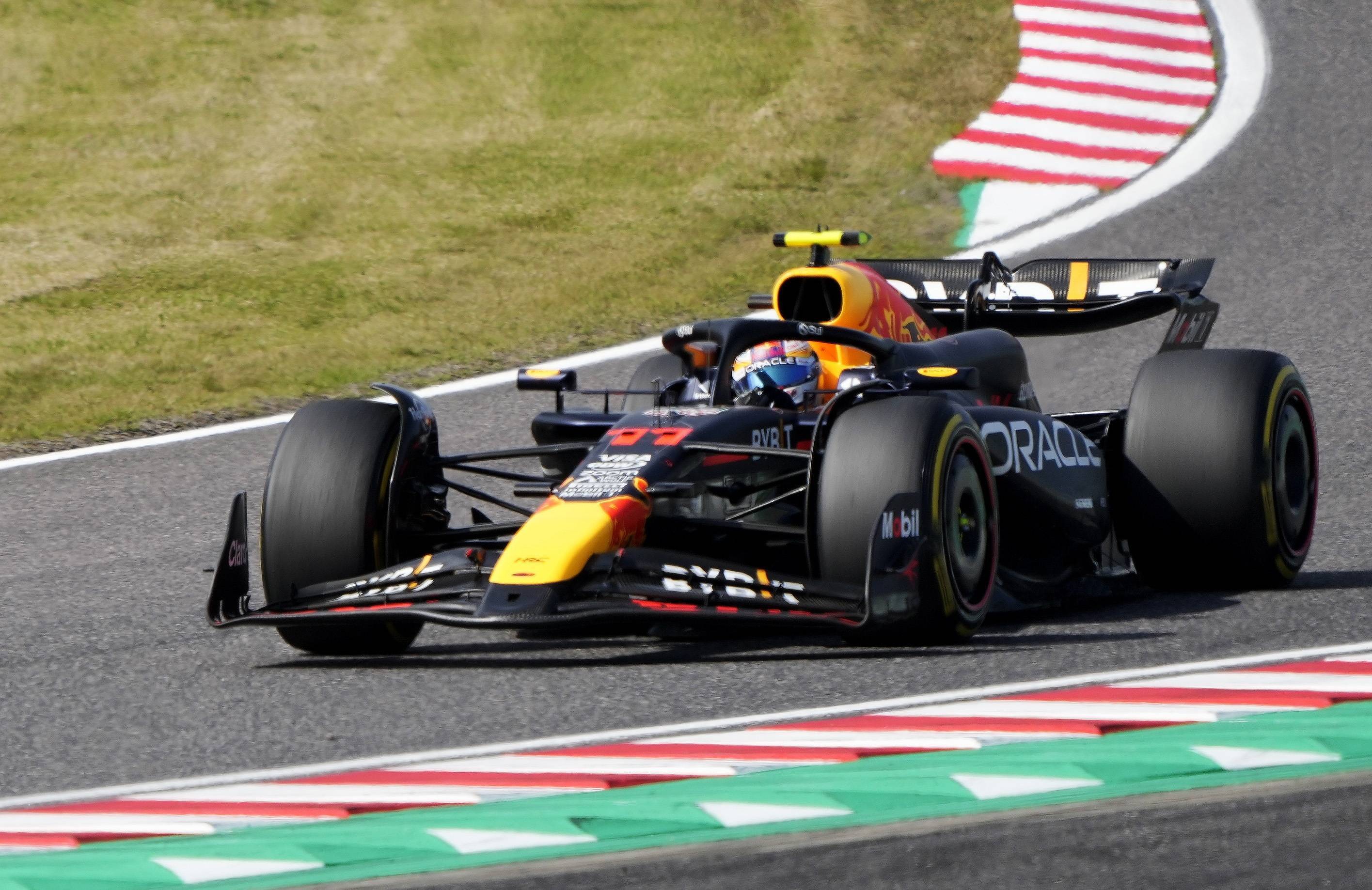 雷诺车队碾压索伯车队,塞恩斯高光表现 雷诺车队碾压索伯车队,塞恩斯高光表现