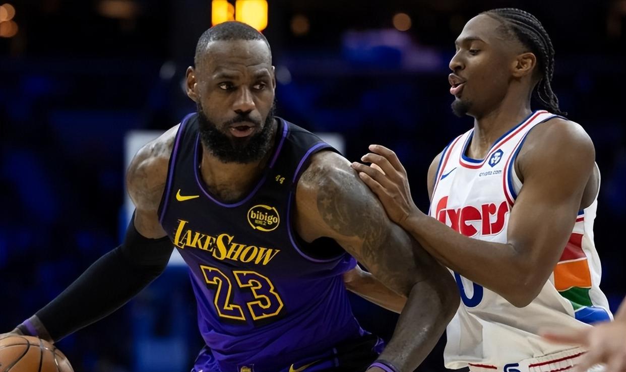 勇士碾压湖人,詹姆斯扛起全队 勇士碾压湖人,詹姆斯扛起全队