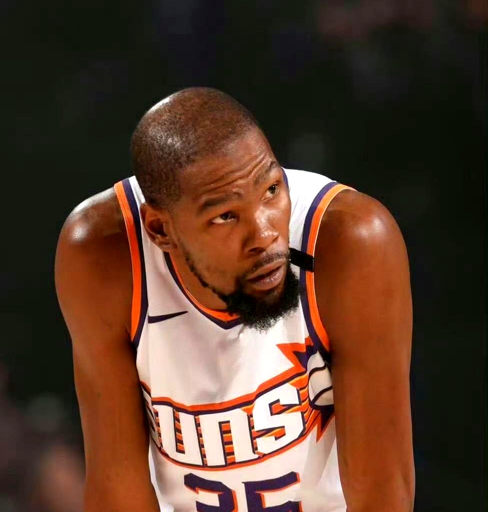 勇士球员杜兰特感叹缺兵少将