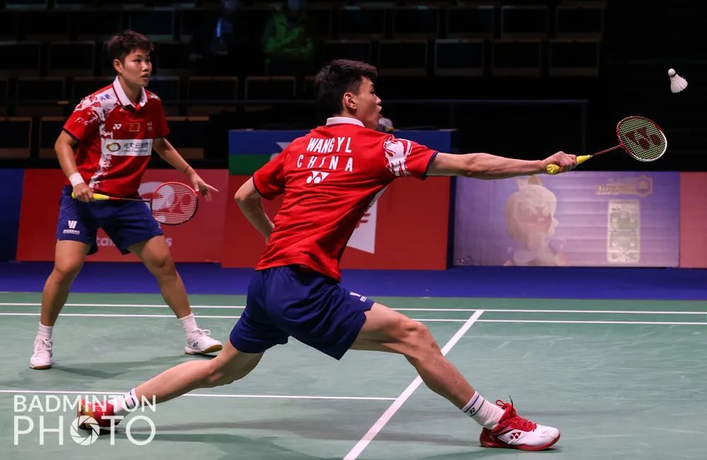 泰国队险胜日本队，辛杜高光表现