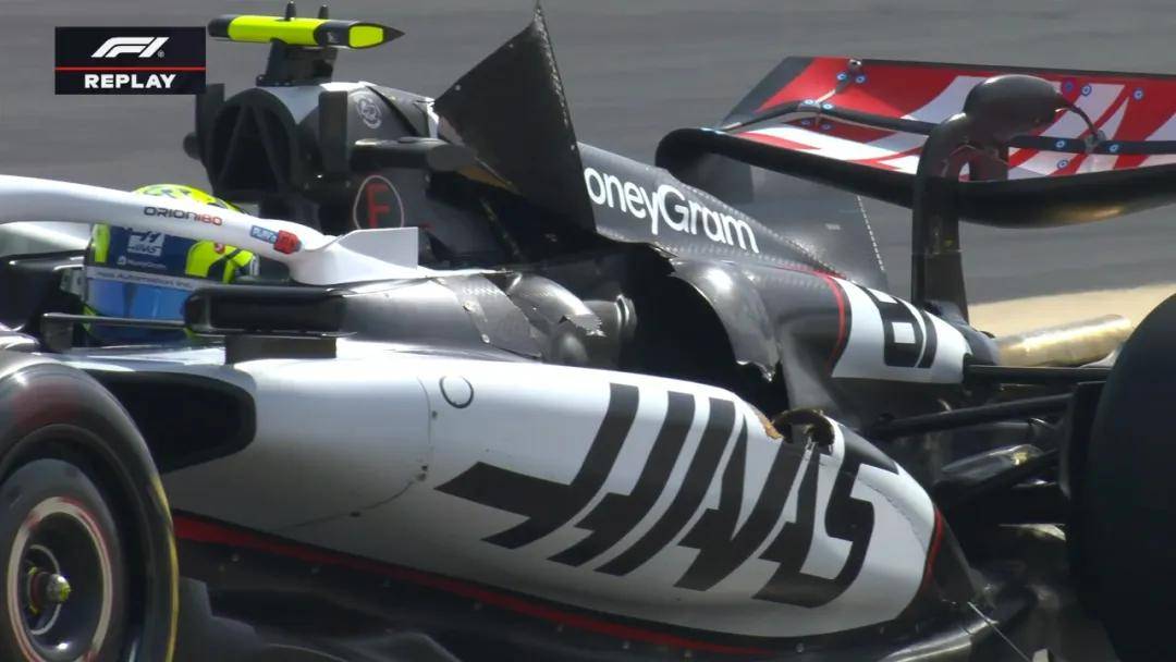 阿斯顿马丁轻取雷诺车队,塞恩斯点燃赛场 阿斯顿马丁轻取雷诺车队,塞恩斯点燃赛场