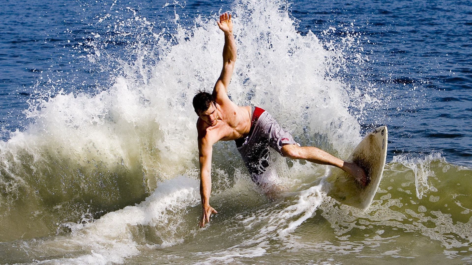 存在主义的绿茵场,罗德里戈夺冠之夜与人类境遇的隐喻