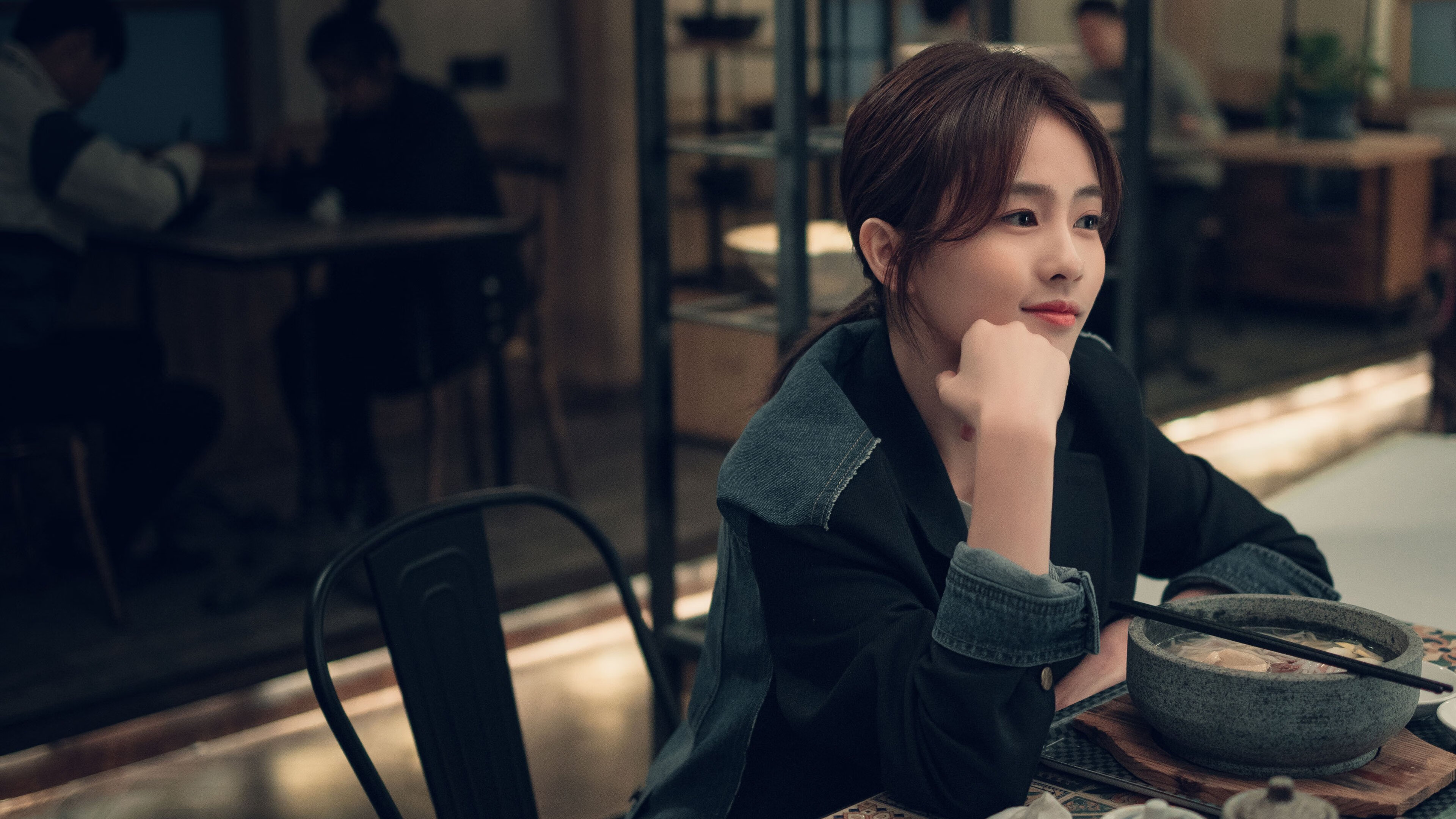 钢铁与字母，绿衫军的铁腕与超越篮球的统治力