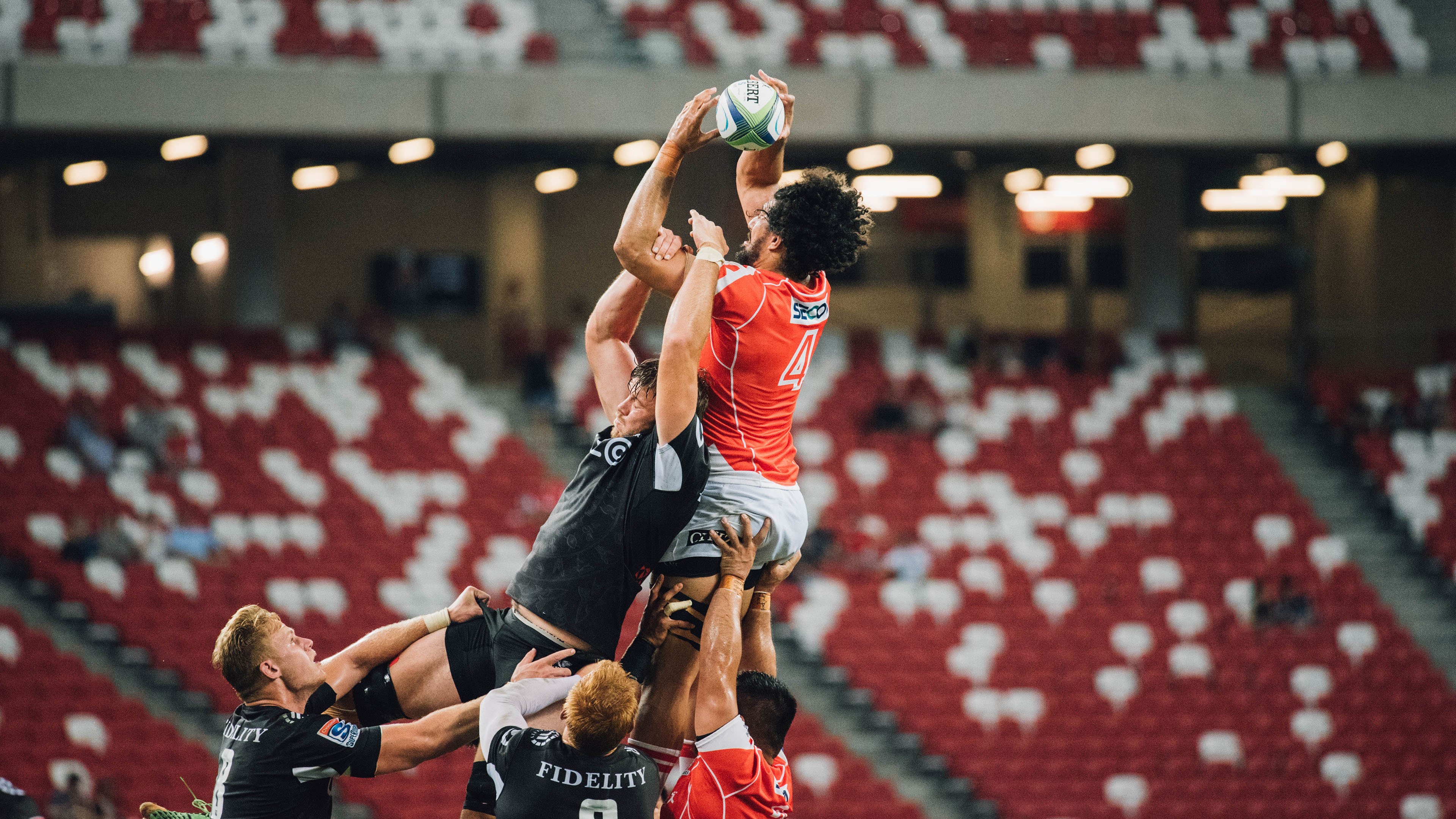 引擎熄火,绝杀点亮,当F1年度之夜在德罗赞指尖尘埃落定